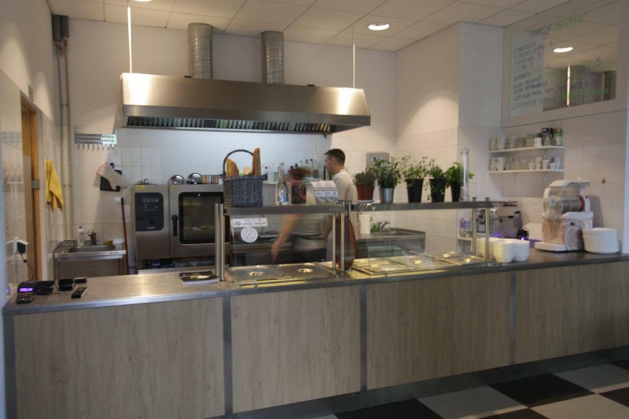 Dom Pomocy Studentom Hostel Warsaw Ngoại thất bức ảnh