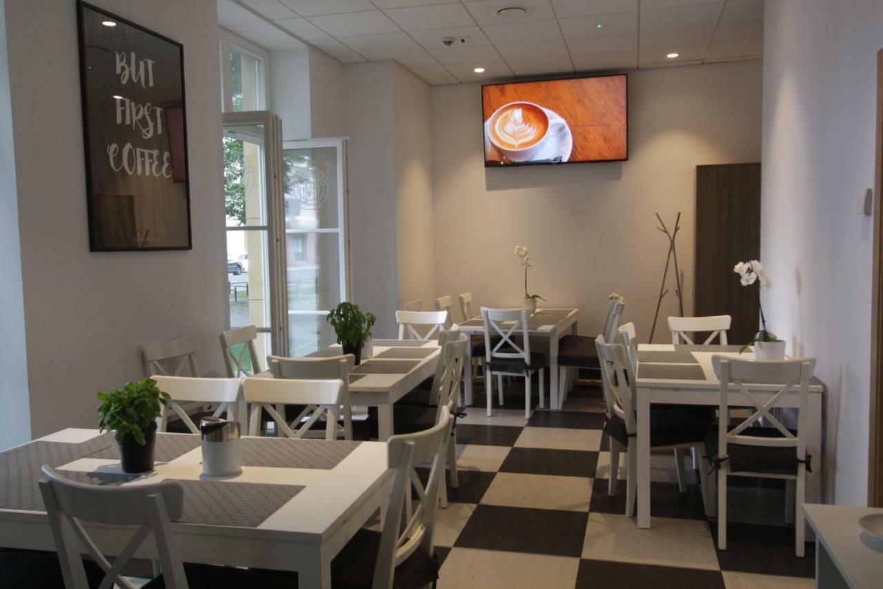 Dom Pomocy Studentom Hostel Warsaw Ngoại thất bức ảnh