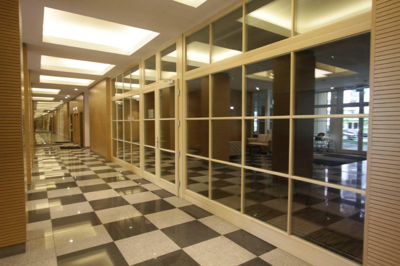 Dom Pomocy Studentom Hostel Warsaw Ngoại thất bức ảnh